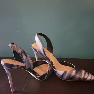 Women dress shoe